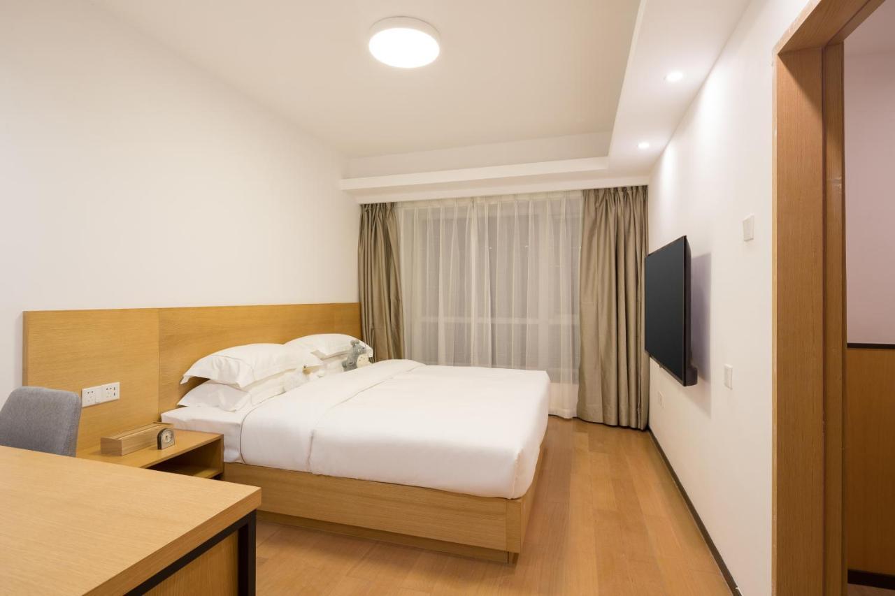 Yuwa Hotel Canton Esterno foto